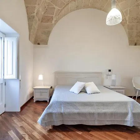 Villa Menhir